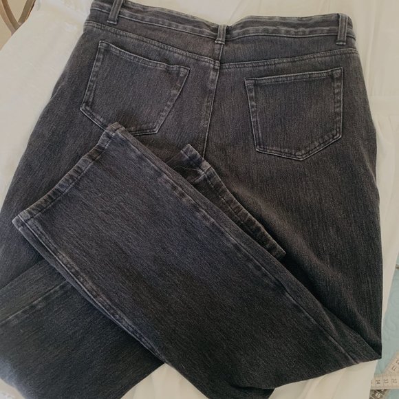 L L Bean Classic Fit Straight Leg Washed Black Color-way - Picture 1 of 5